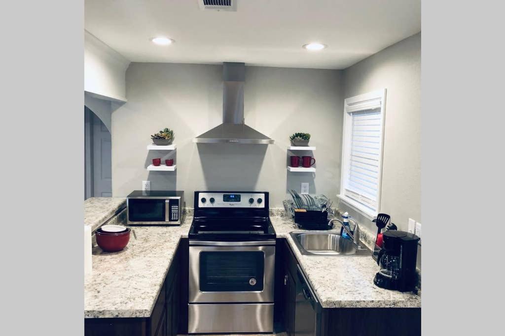 Villas At Valencia Bay Gulfport Εξωτερικό φωτογραφία